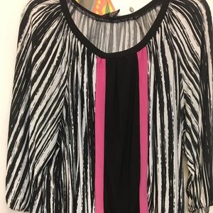 New Directions Very soft blouse